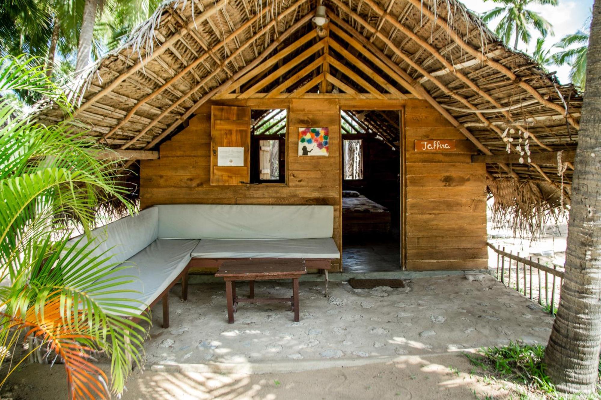 Ruuk Village คัลพิทิยา ภายนอก รูปภาพ