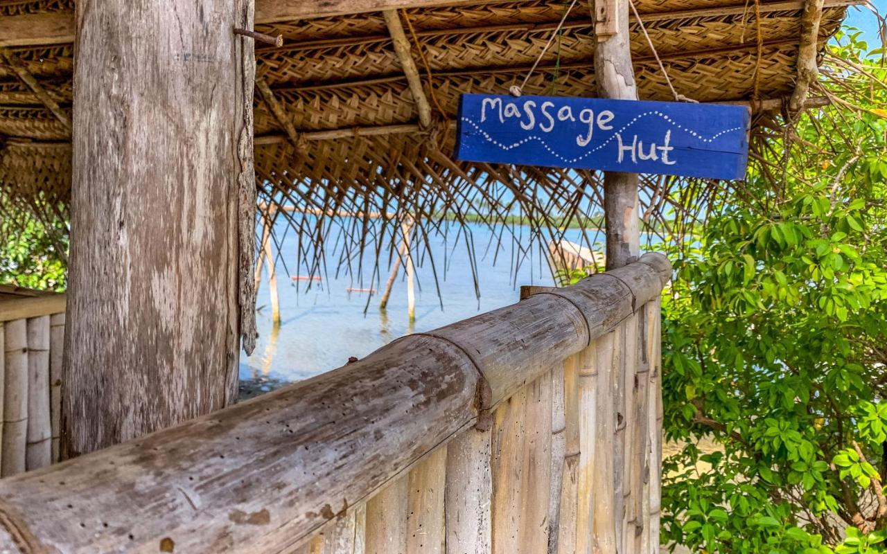 Ruuk Village คัลพิทิยา ภายนอก รูปภาพ